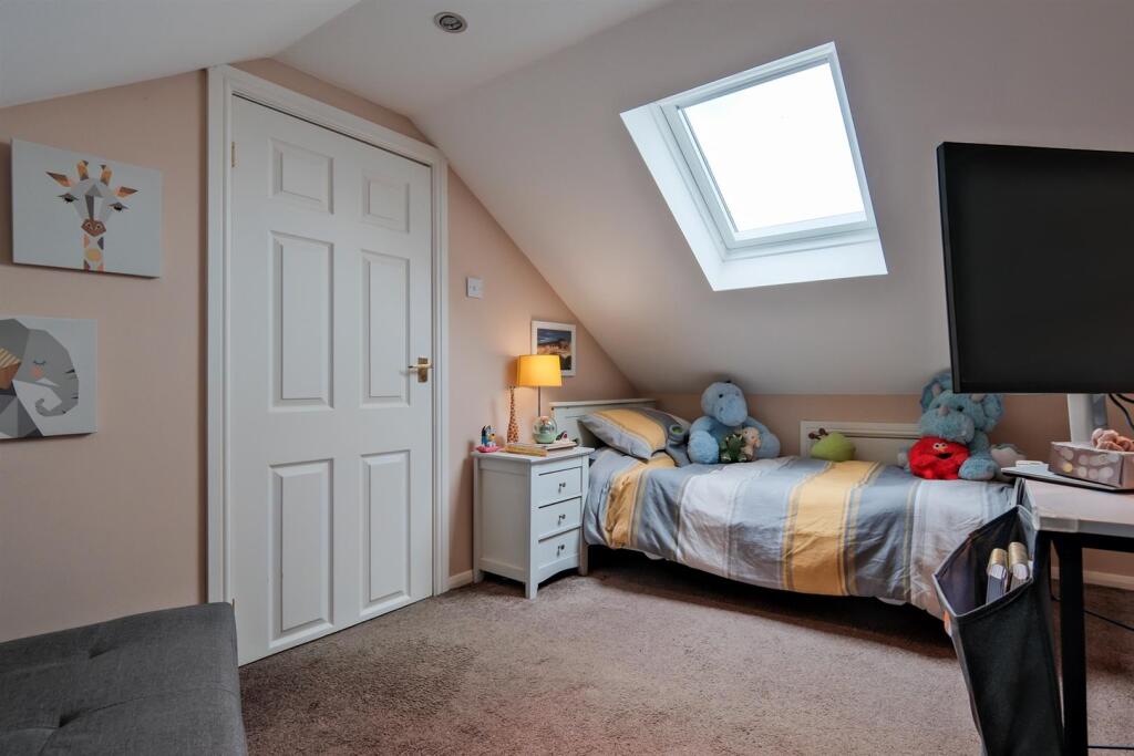 036-34 St Nicholas Road Lanark ML11 7AX.jpg