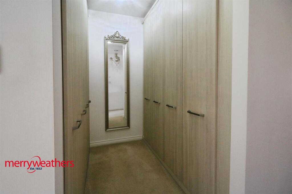 DRESSING AREA