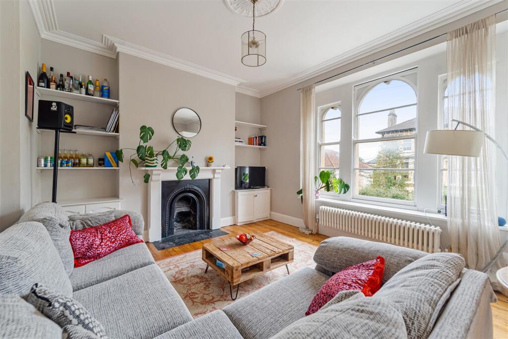 15 Elemgrove Road6.JPG