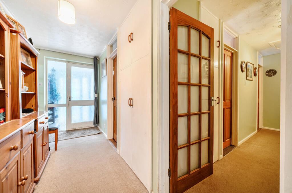 1389341-11-693ff9...