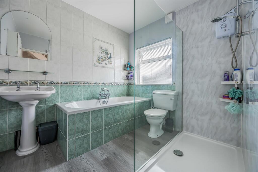 97 Woodfield Avenue, Drayton-Small-PorticoMarketin