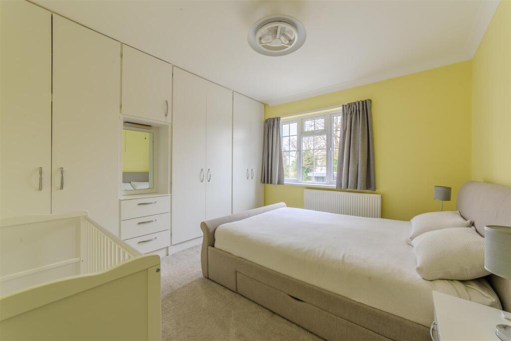 15 Beechcroft Road-4.jpg