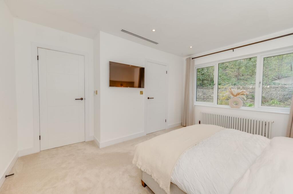 BEDROOMS AND BATHROOMS