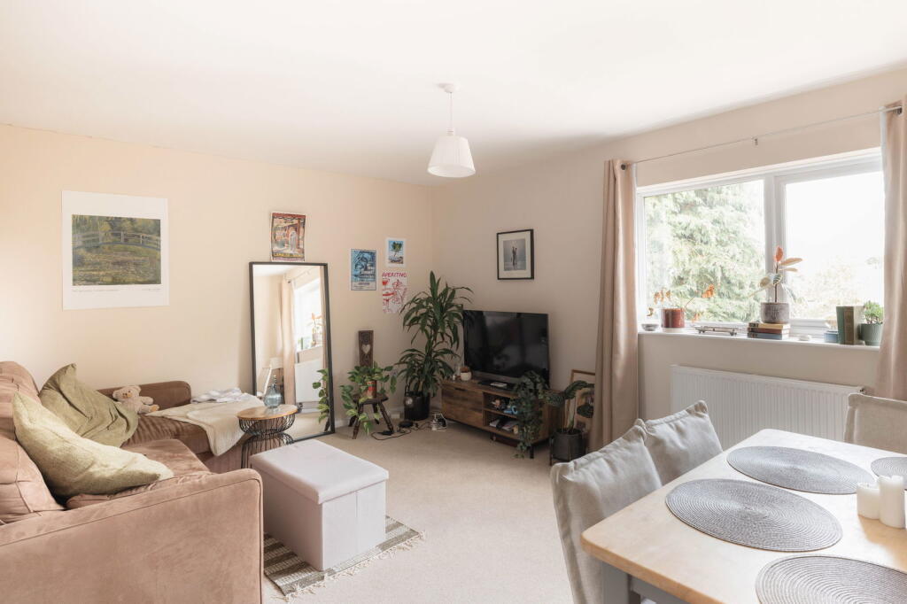 The Orchards, Longfield Road, Tring , HP23