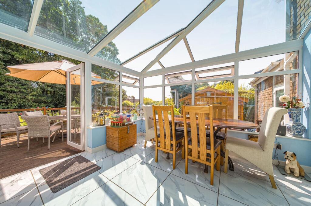 Conservatory Photo 2