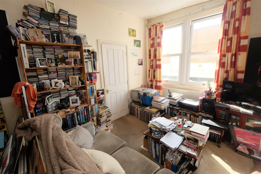 12 North Street, Southville, Bristol BS3 1HT High 