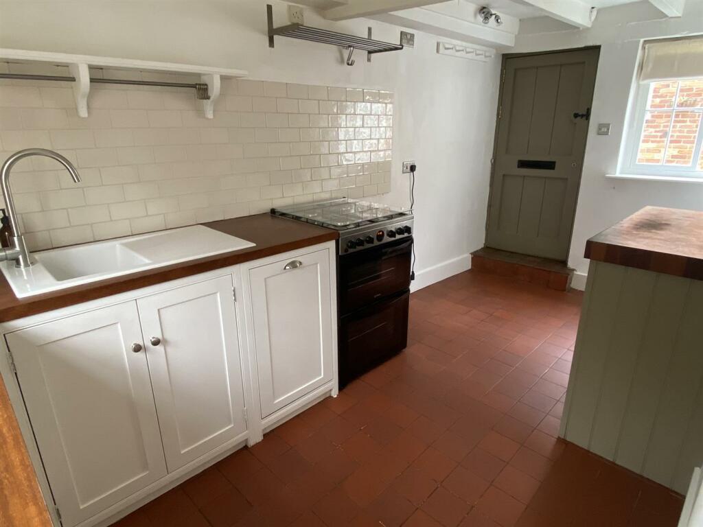 Breakfast kitchen