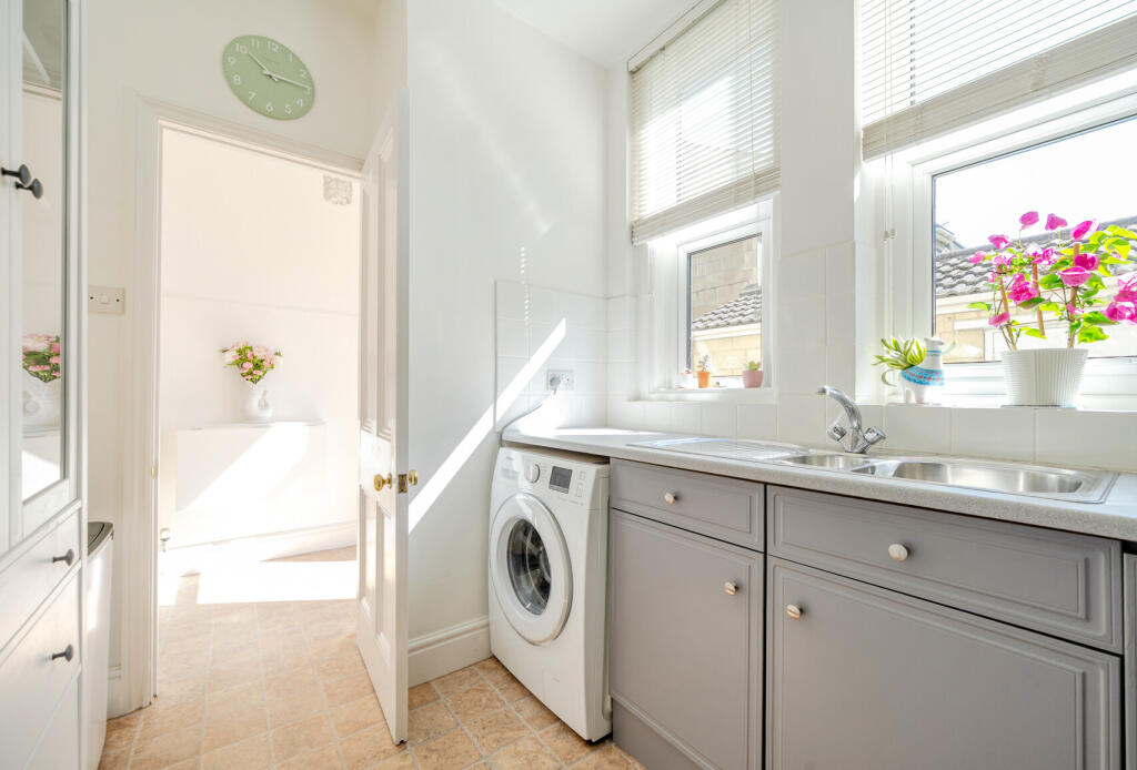 7-682470ba6f3d6-1...