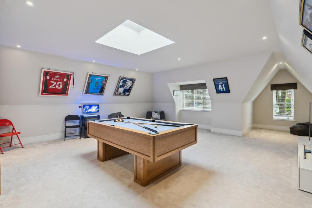 games room 2.jpeg
