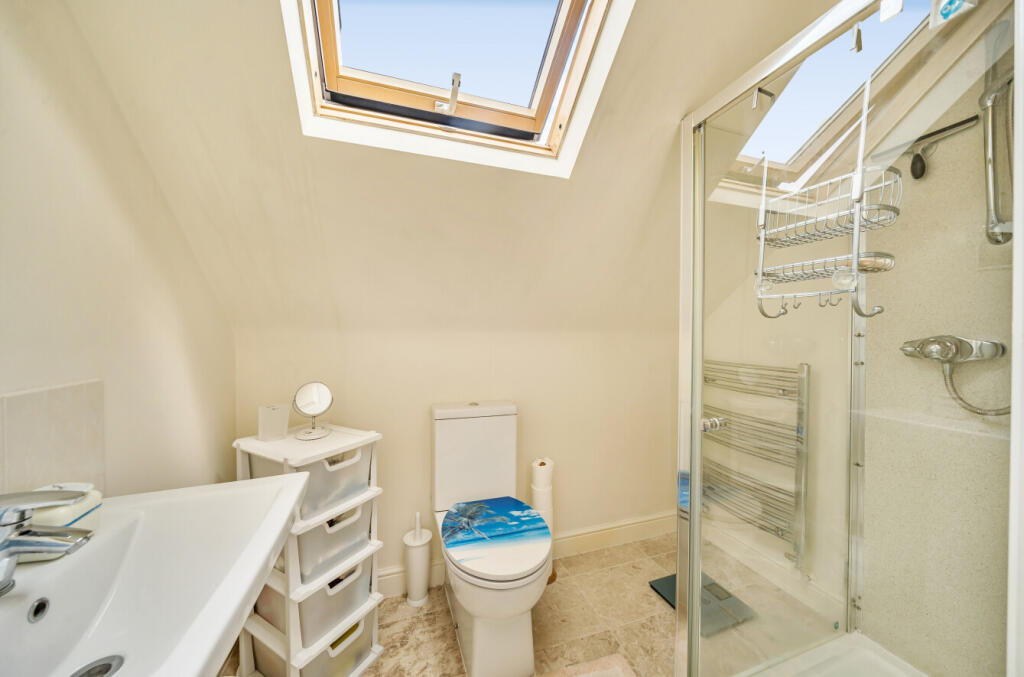 1328380-3-6880f97...