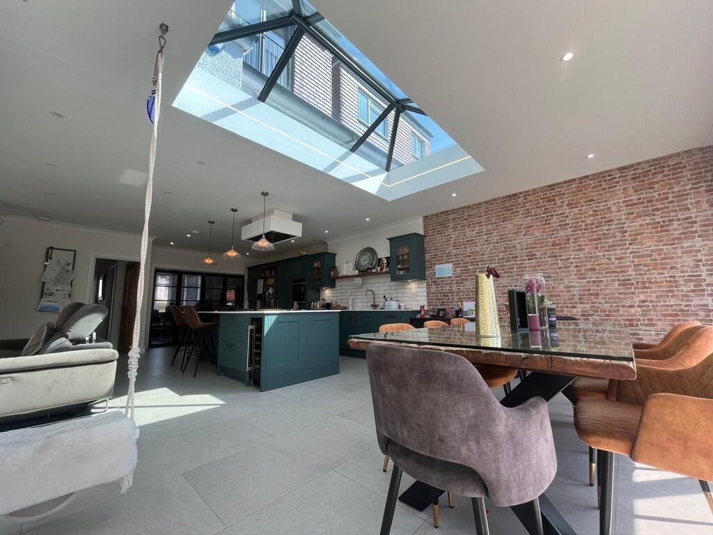 b80039dd-eadc-41f...