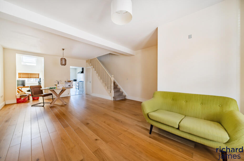 a93de10257a04447a2010f8e7210cdac