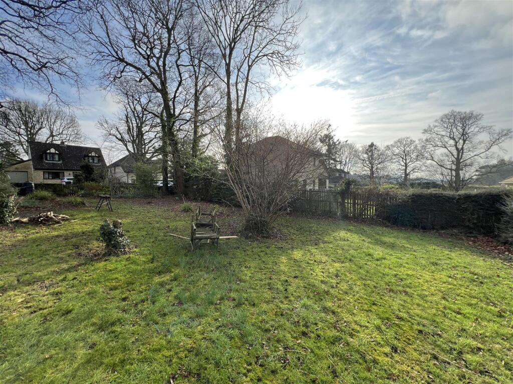 10 - Building Plot for Auction, Failand.JPG