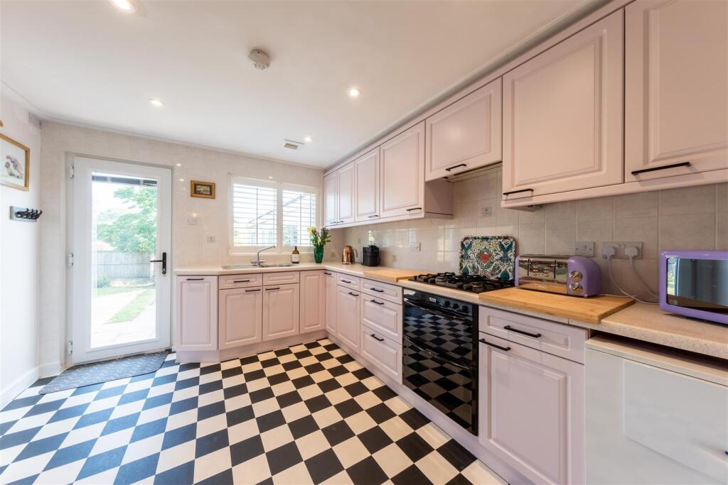 1 Nixon Road -001.jpg