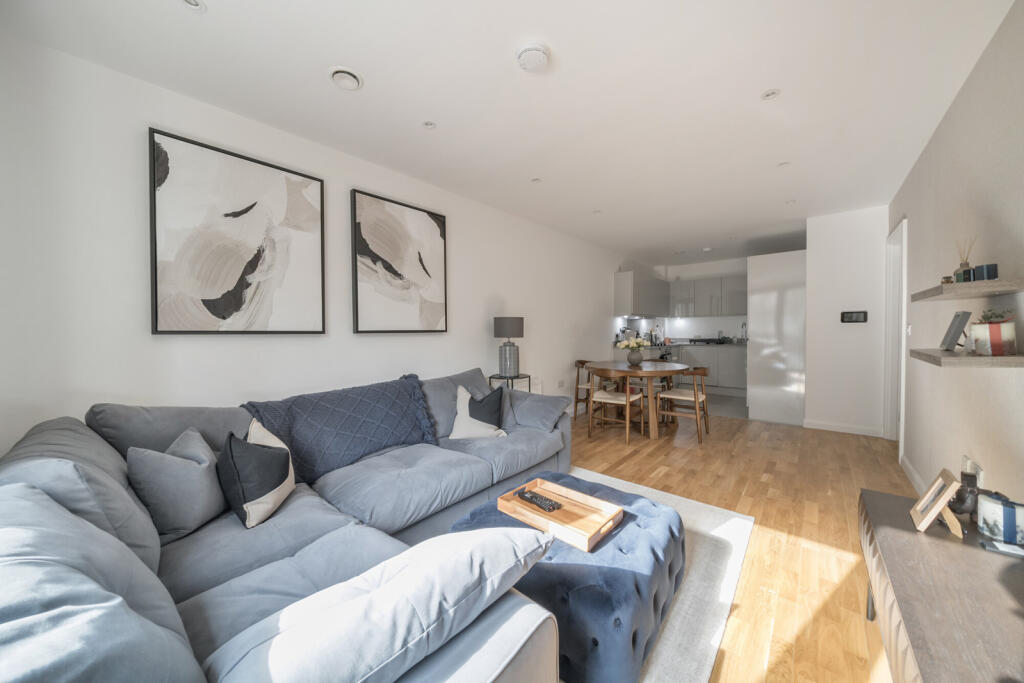 1302073-6-68432e1...