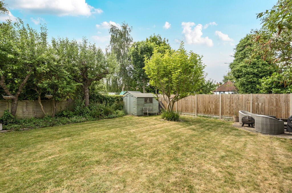 1290471-22-683d9b...