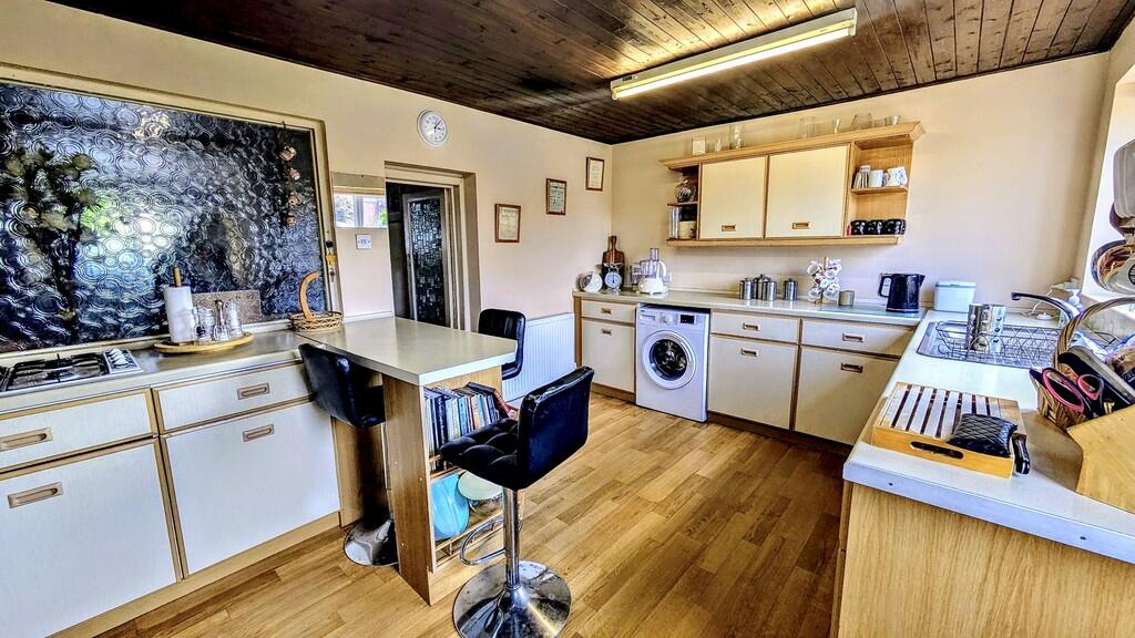 PXL_20250517_1408...