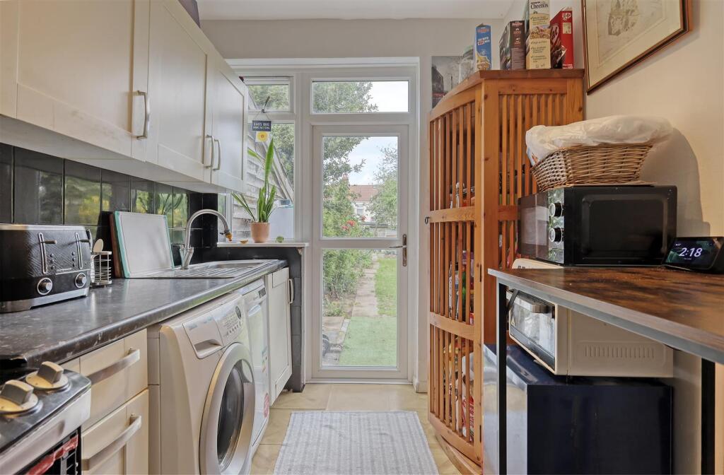 IMG_9753_13 copy 2.jpg