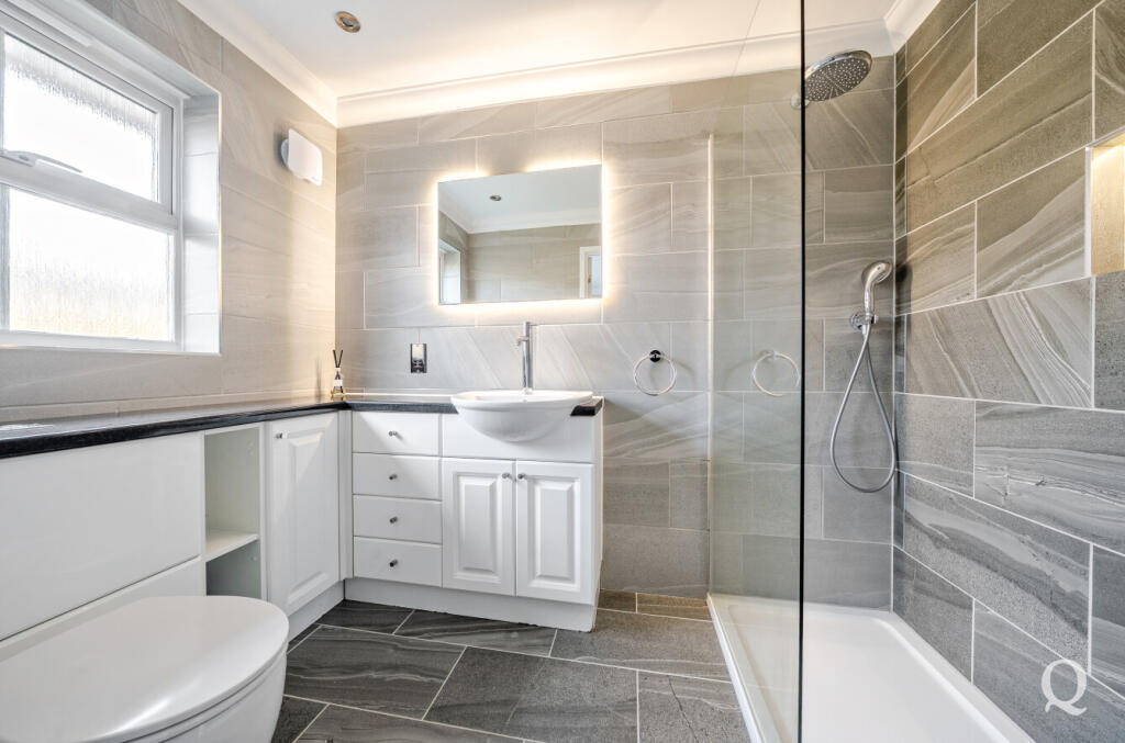 6f805f0d-33c7-4a8...