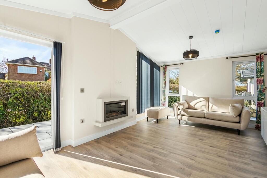 c26a9cdc6084fdf36f330cca0a7a6685571f8a3834764d7c6e