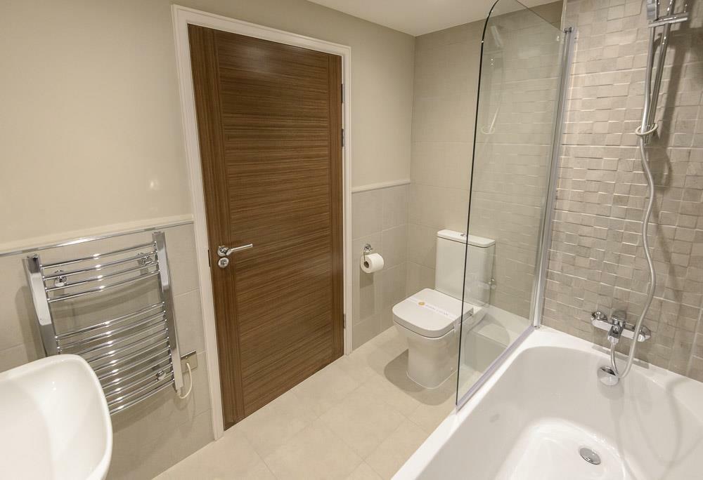 En-Suite Bathroom