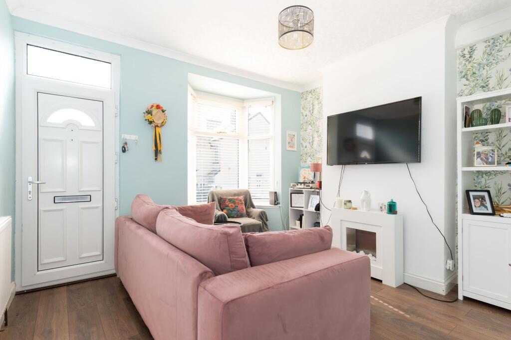 KITCHEN/DINER AND LIVING ROOM