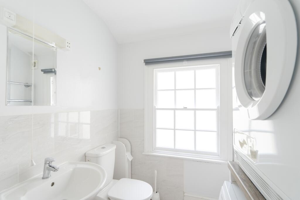 77 Woodstock Road-05566