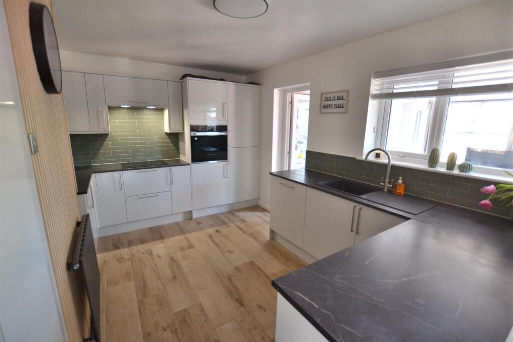 Re-Fitted Breakfast Kitchen