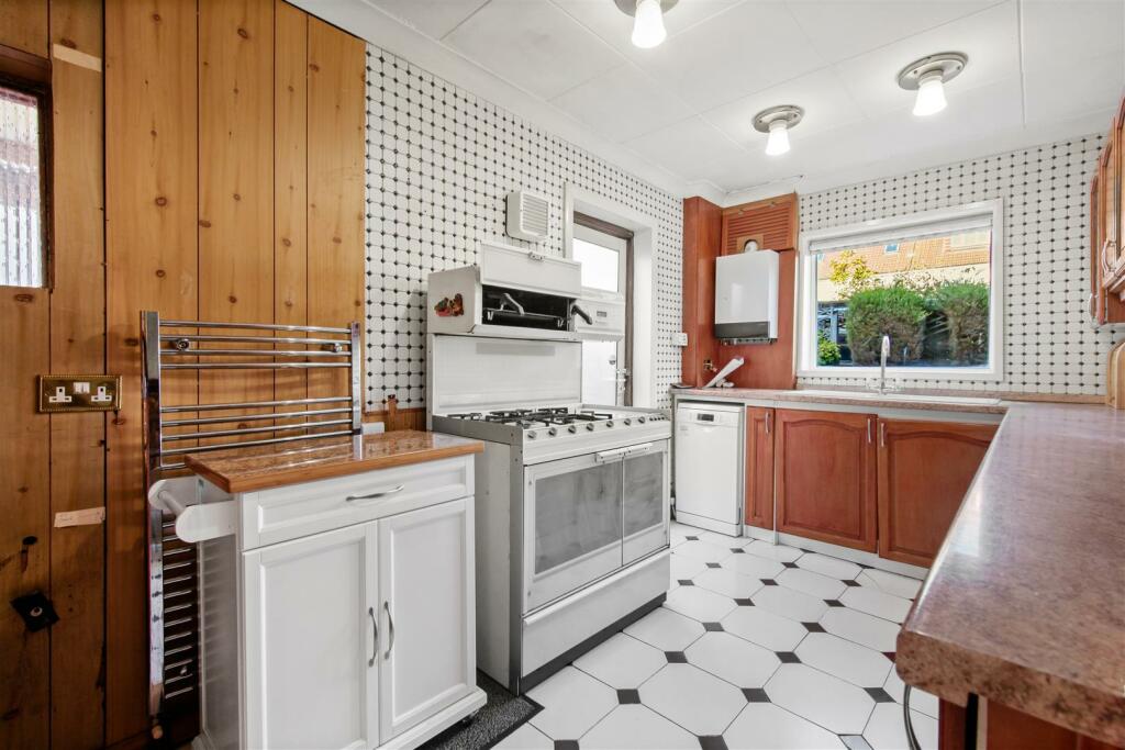 20 Stilecroft Gardens - FzIJIy9Rd5BKAiNve80Q.jpg