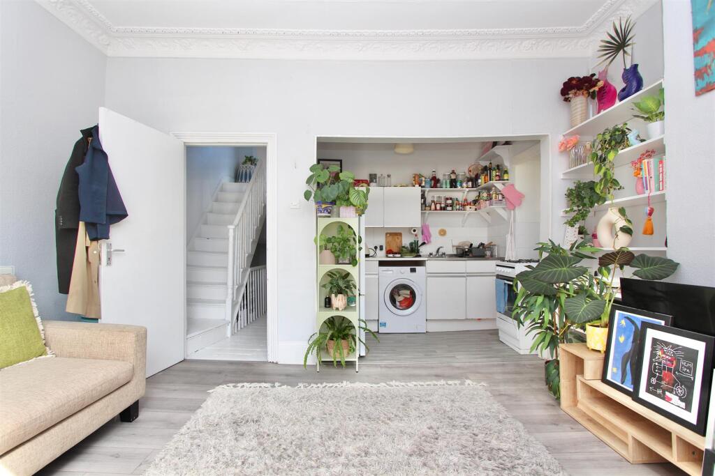 Stoke Newington Church Street, N16