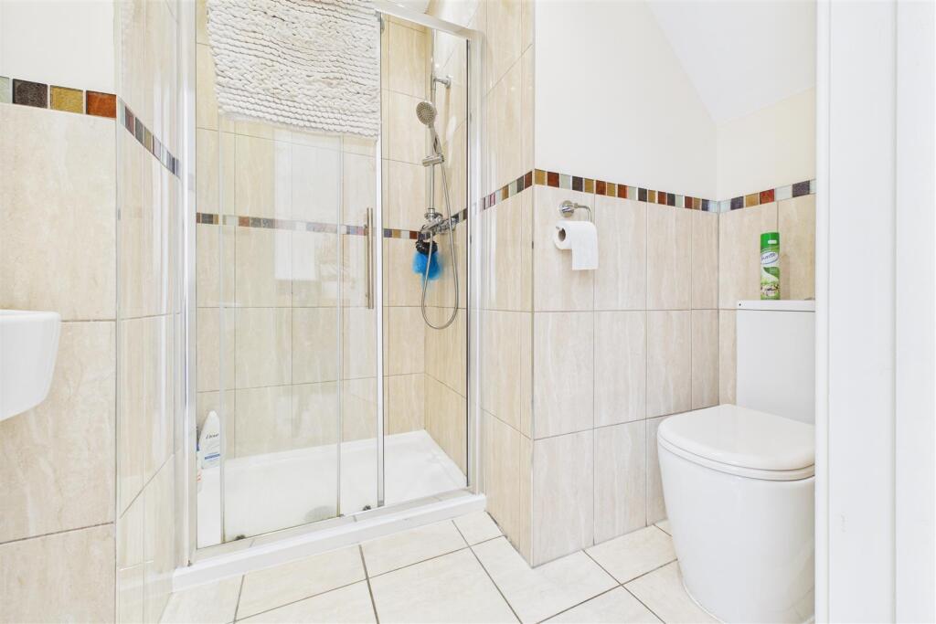 42 Frome Valley Road, Frenchay, Bristol BS16 1HE |