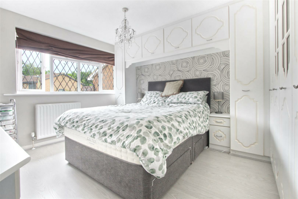 bed 1.png
