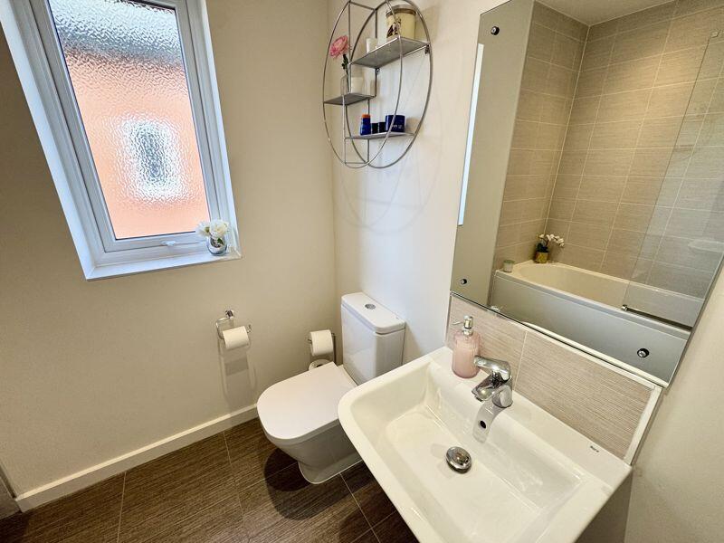 Master En-Suite