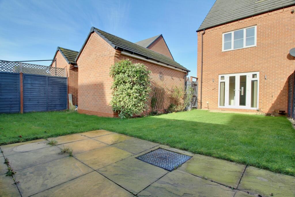 Rear Garden Garage and House