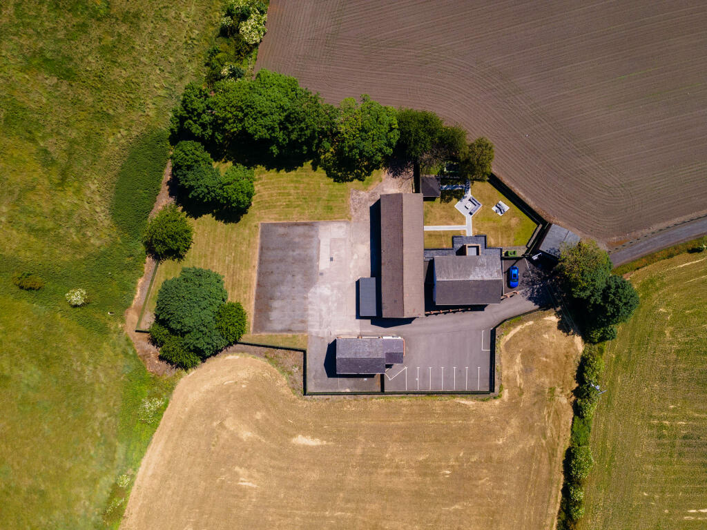 20230615-1313_Highfields Farm, Moss Hall Road, OL1