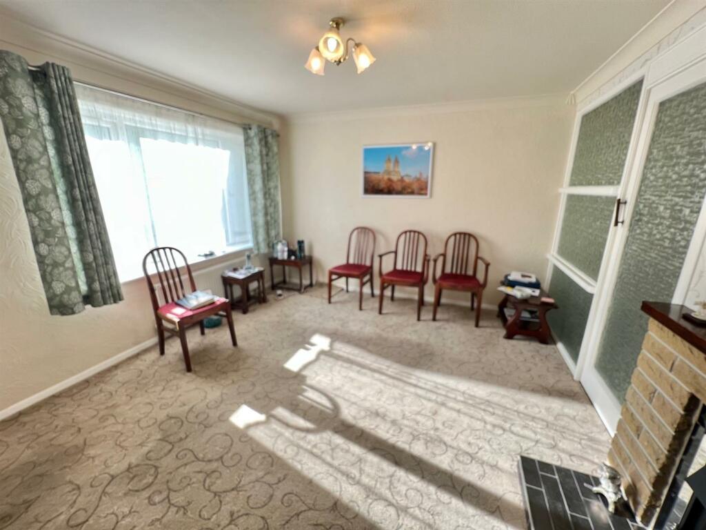 Bramleys Estate Agents - Copley Avenue - Meltham (