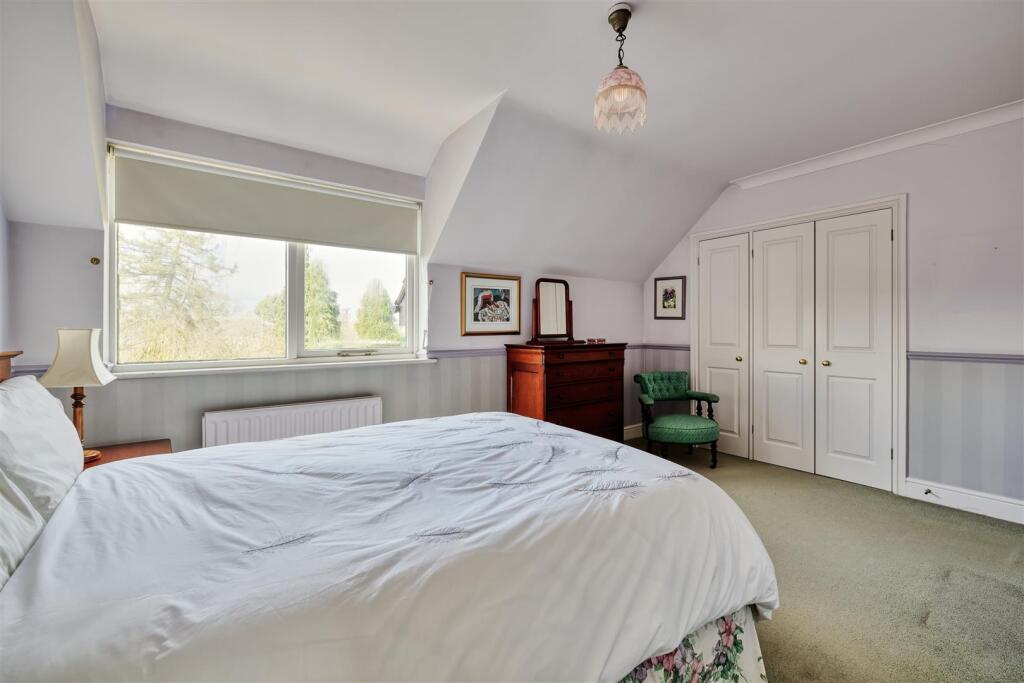 22-4 Rectory Court E