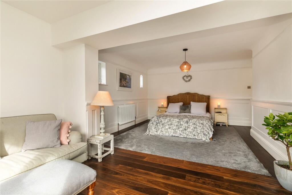 Principal Bedroom
