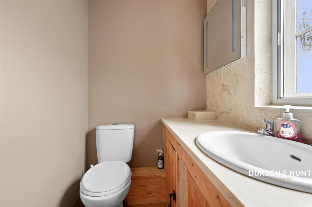 Post Office Cottages