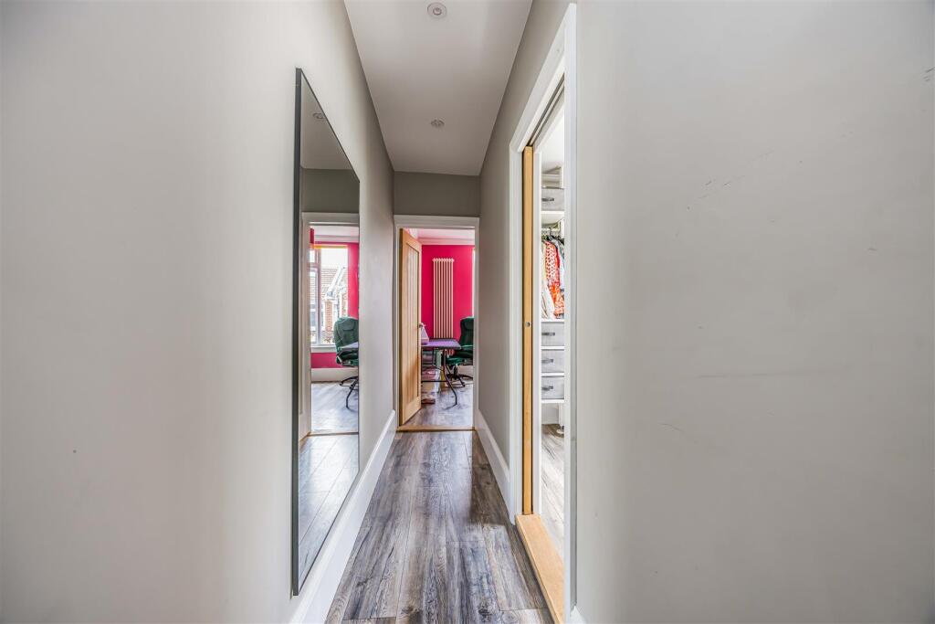 102 Jubilee Road, Southsea-Small-PorticoMarketing-
