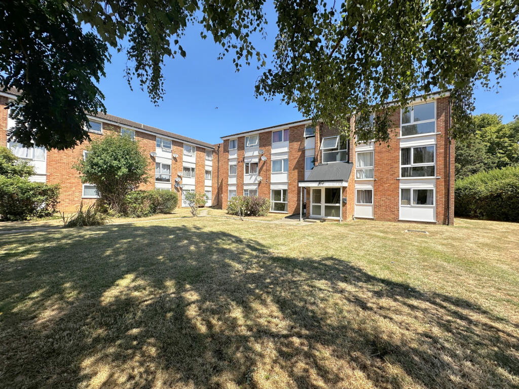 Cornflower Drive, Chelmsford, Essex, CM1 6XZ