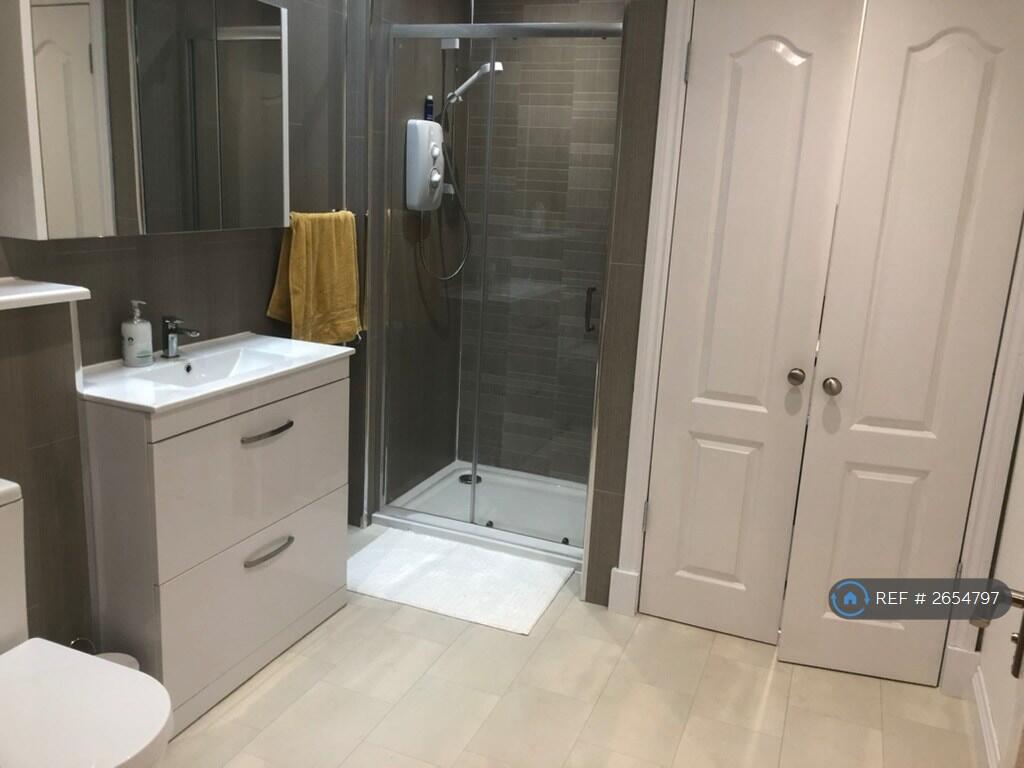 Ground Floor Shower/Utility Room
