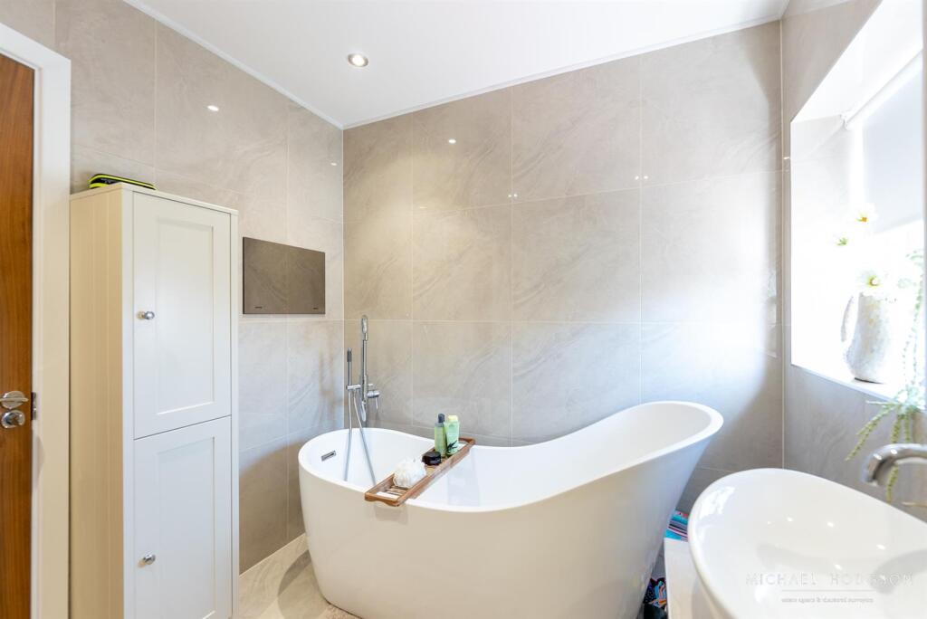 Dykelands Road-44.jpg