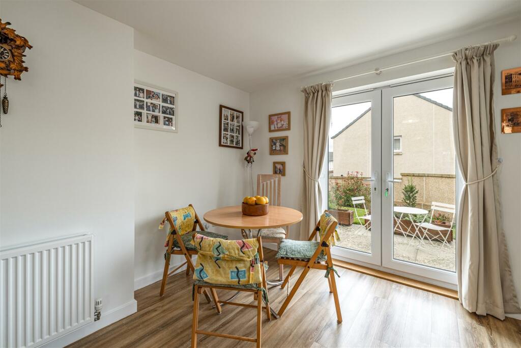 14 Knoll Park Place Galashiels 31.JPG