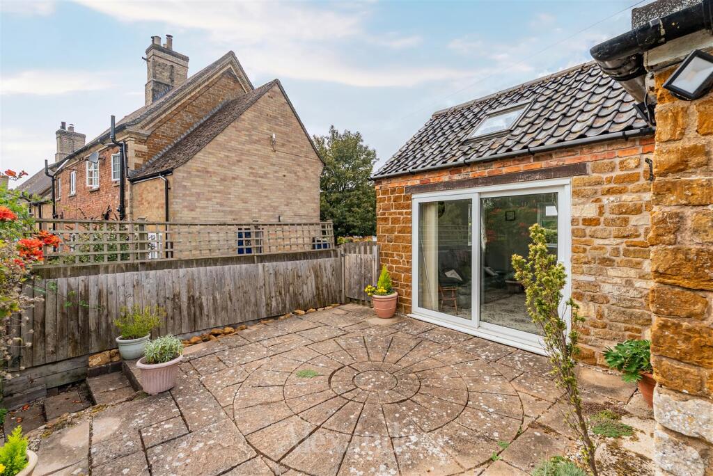 18 school hill-22.jpg