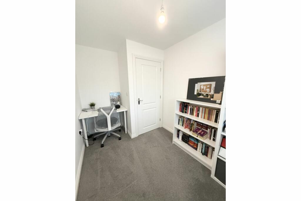 Bedroom Three/Study