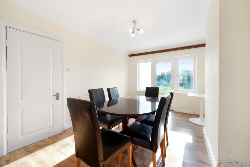 1 Tonfield Road - IrY0cOFXePephJiYtDca.jpg