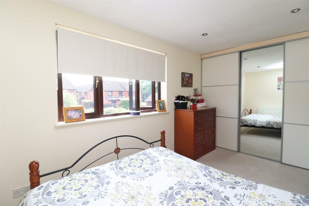bedroom 1,2.JPG