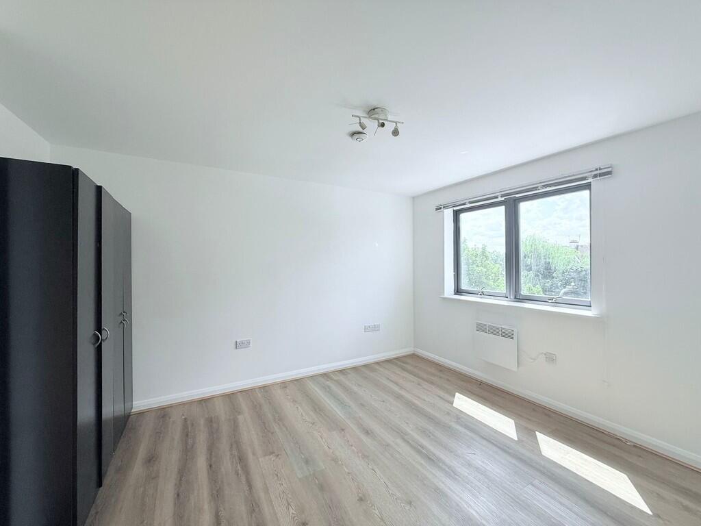 Flat 9 Bell House...