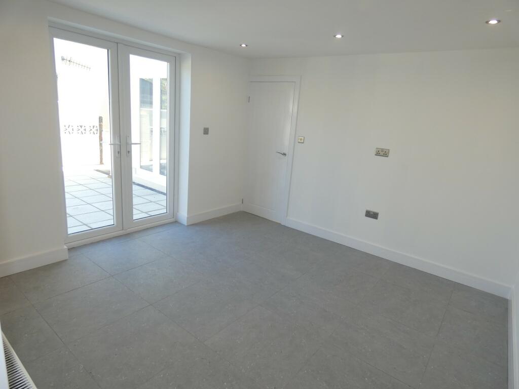 Rear Lounge
